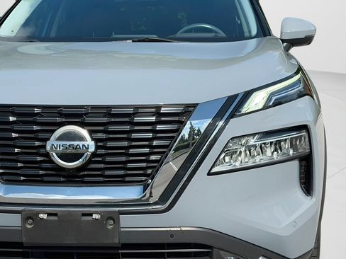 Used 2021 Nissan Rogue Platinum FWD image 25