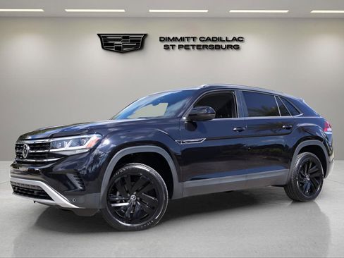 Used 2022 Volkswagen Atlas Cross Sport SE w/ Panoramic Sunroof Package image 1