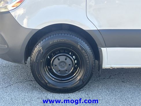 Used 2025 Mercedes-Benz Sprinter 2500 image 29