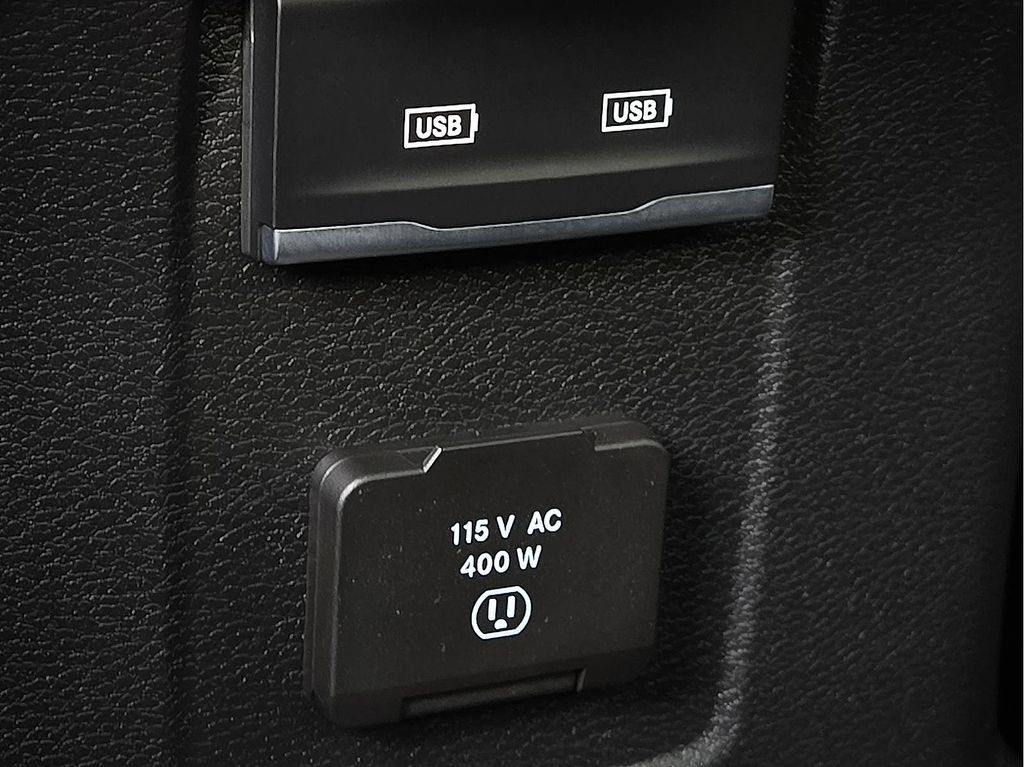 Used 2025 Jeep Gladiator Rubicon AWD/4WD image 20