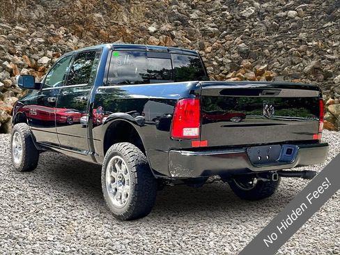 Used 2022 RAM 1500 Classic SLT w/ Electronics Group AWD/4WD image 9