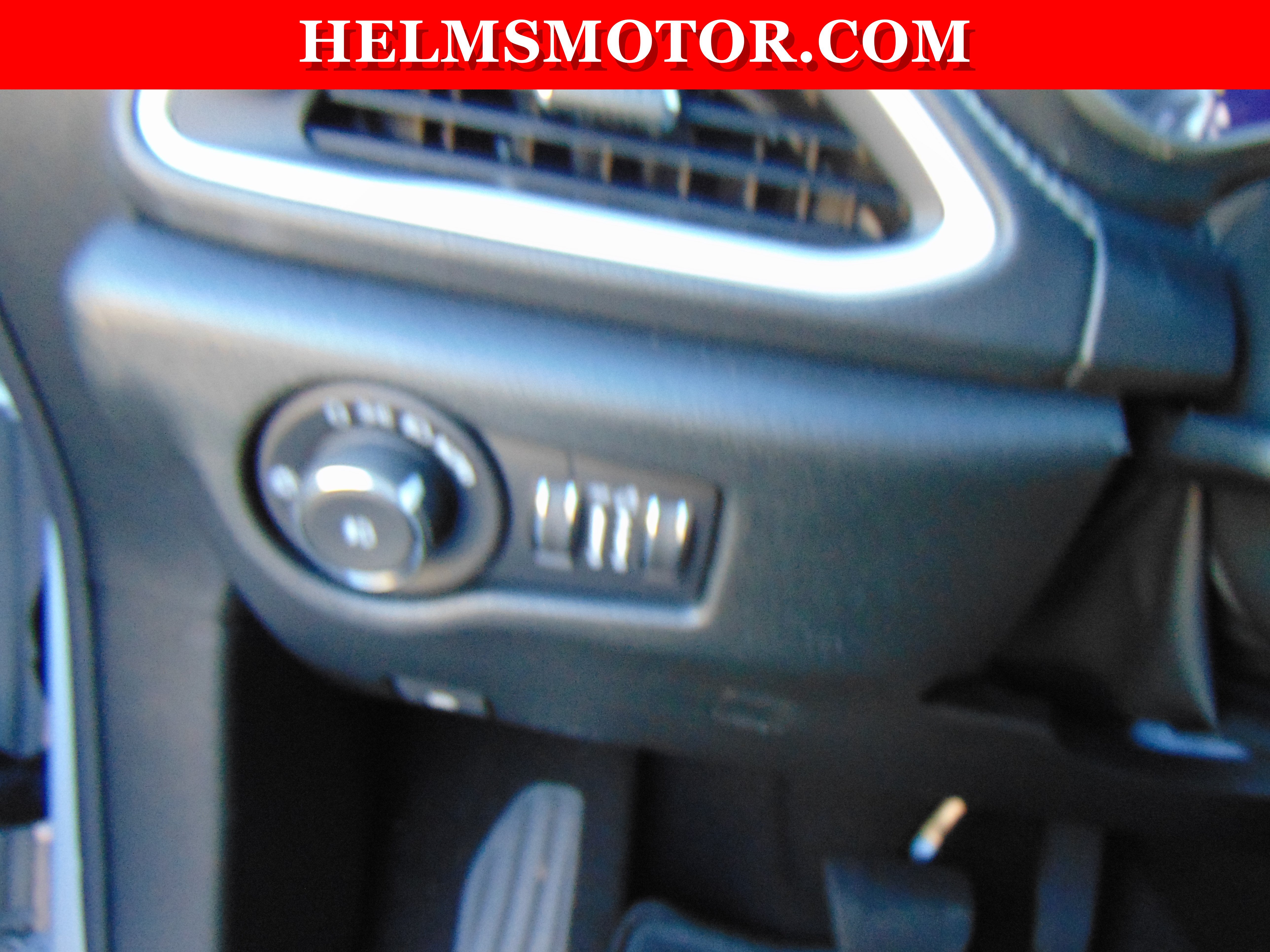 New 2026 Chrysler Pacifica Select FWD image 25