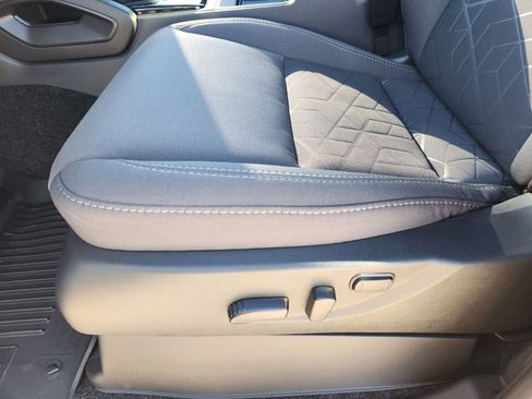 New 2026 Nissan Frontier SV image 21