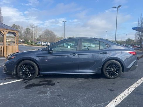 Used 2026 Toyota Camry SE w/ Convenience Package image 11