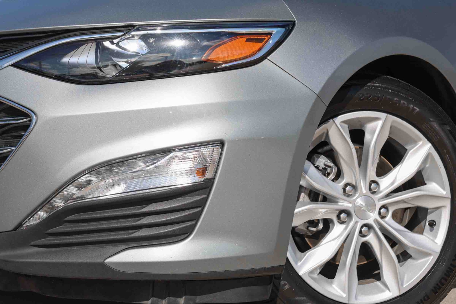 Used 2025 Chevrolet Malibu LT FWD image 11