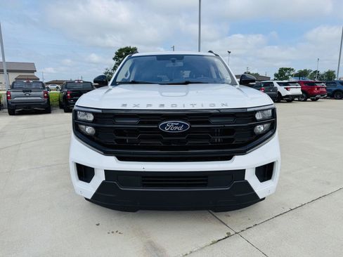 Used 2025 Ford Expedition Active AWD/4WD image 35