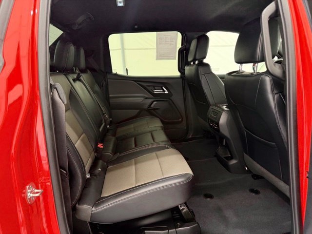 Used 2026 Chevrolet Silverado EV Trail Boss AWD/4WD image 25