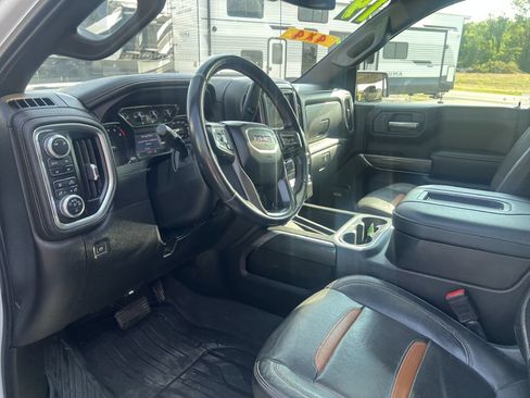 Used 2019 GMC Sierra 1500 AT4 w/ AT4 Premium Package AWD/4WD image 18