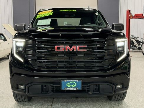 Certified 2025 GMC Sierra 1500 Elevation w/ Max Trailering Package AWD/4WD image 7