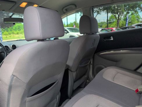 Used 2013 Nissan Rogue SV FWD image 18