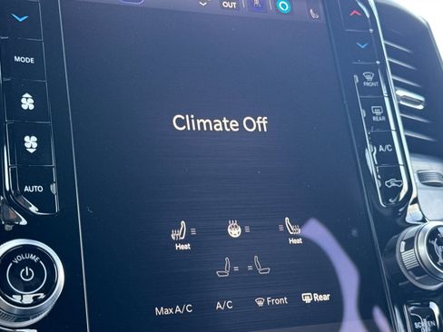 New 2026 RAM 1500 4x4 Crew Cab image 20