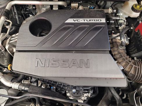 Used 2023 Nissan Rogue SV image 30