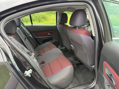 Used 2014 Chevrolet Cruze LT FWD image 18