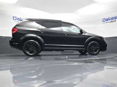 Used 2020 Dodge Journey SE w/ SE Popular Equipment Group image 43