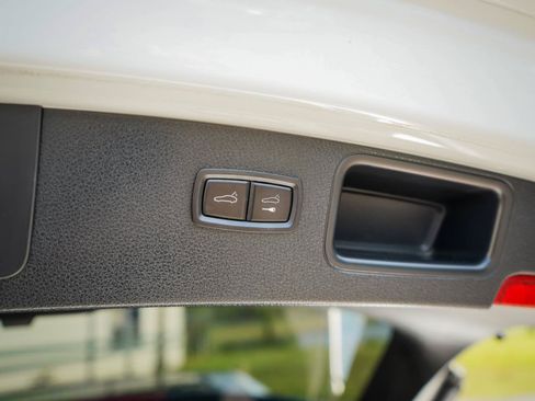 Used 2018 Porsche Macan S AWD/4WD image 10