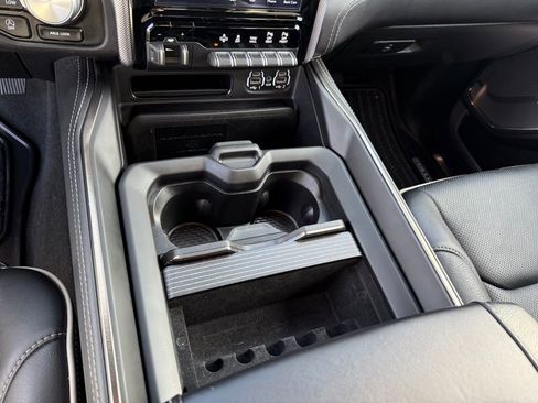 Used 2021 RAM 1500 Limited w/ Night Edition image 30