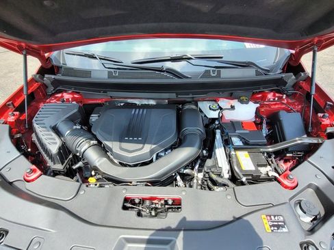 New 2025 Chevrolet Traverse LT w/ Driver Confidence Package image 17