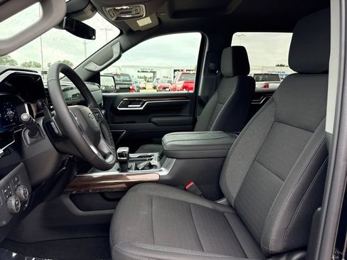 New 2026 Chevrolet Silverado 1500 RST AWD/4WD image 15