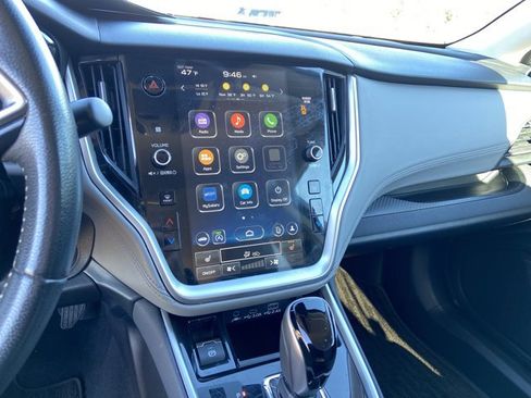 Used 2024 Subaru Outback Premium image 39