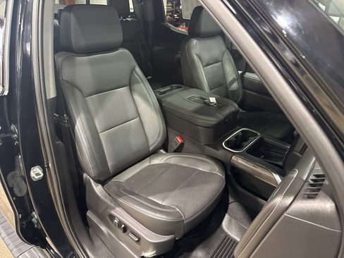 Used 2020 Chevrolet Silverado 1500 LTZ w/ LTZ Premium Package image 39