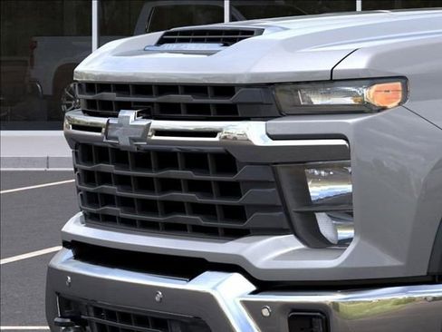 New 2026 Chevrolet Silverado 3500 LT w/ All Star Edition AWD/4WD image 13