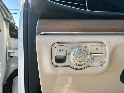 Certified 2022 Mercedes-Benz GLE 350 4MATIC image 16