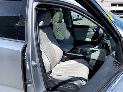 Certified 2025 Acura MDX SH-AWD w/ Advance Package image 6