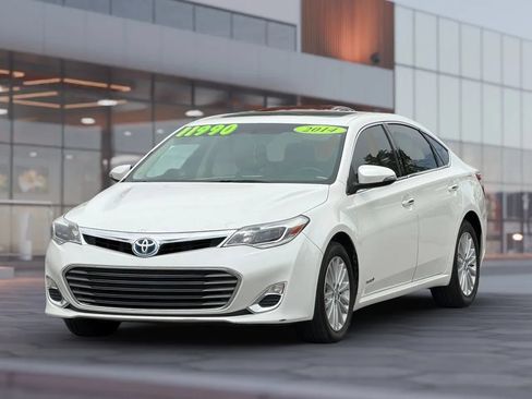 Used 2014 Toyota Avalon XLE Premium FWD image 3