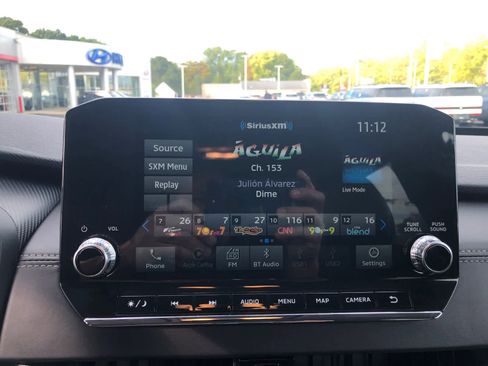 Used 2024 Mitsubishi Outlander SE image 14