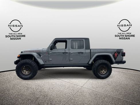 Used 2022 Jeep Gladiator Rubicon w/ Dual Top Group AWD/4WD image 5