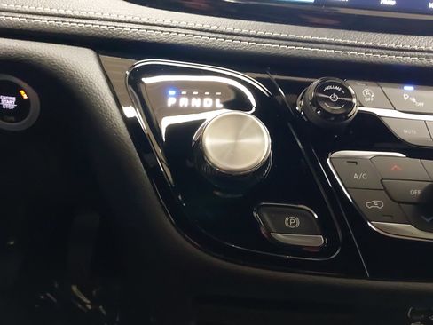 New 2026 Chrysler Pacifica Select FWD image 21