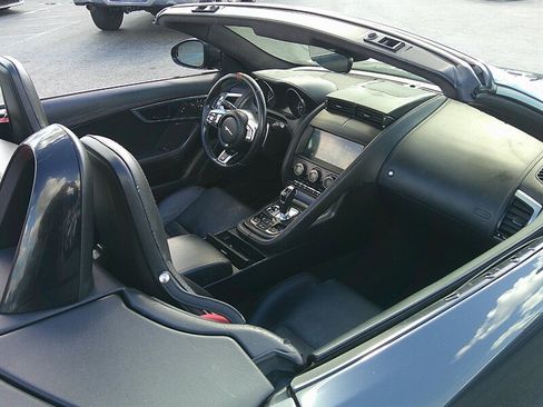 Used 2020 Jaguar F-TYPE Convertible image 20
