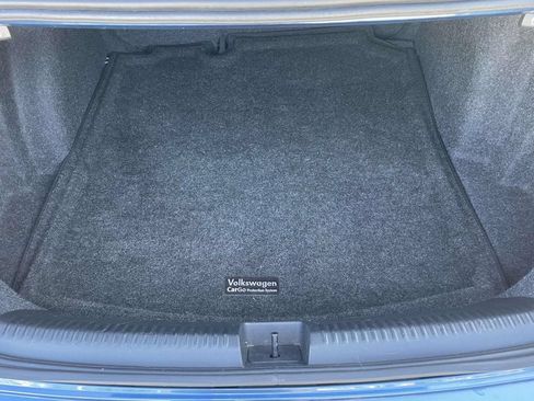 Used 2016 Volkswagen Jetta SE FWD image 13