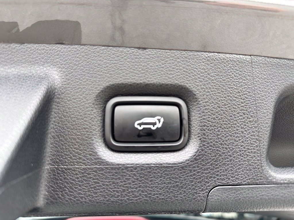 Used 2023 Hyundai Santa Fe SEL w/ Winter Weather Package AWD/4WD image 41