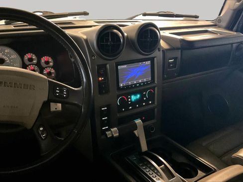 Used 2003 HUMMER H2 w/ Preferred Equipment Group AWD/4WD image 6