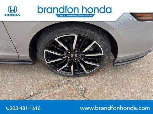 Used 2023 Honda Accord Touring image 32