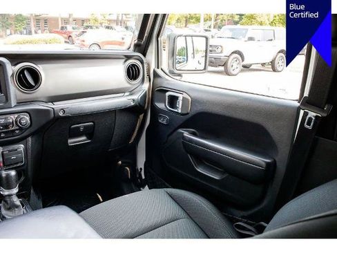 Used 2020 Jeep Gladiator Sport w/ Quick Order Package 24S AWD/4WD image 16