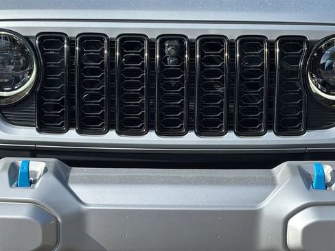 Used 2024 Jeep Wrangler High Altitude image 9