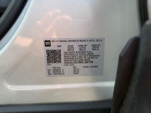 Used 2021 GMC Terrain SLT w/ Infotainment Package II AWD/4WD image 37