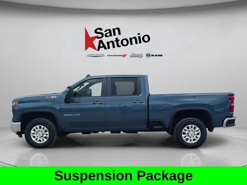 Used 2026 Chevrolet Silverado 2500 LT AWD/4WD image 8