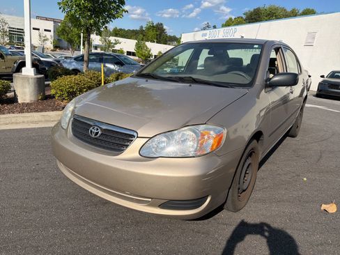 Used 2006 Toyota Corolla CE FWD image 1
