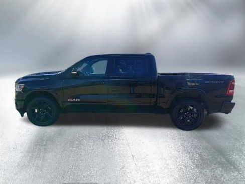 Used 2022 RAM 1500 Laramie AWD/4WD image 2