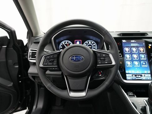 Certified 2025 Subaru Outback Touring XT image 4