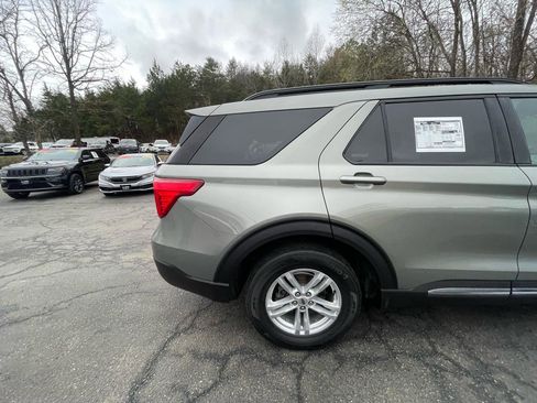 Used 2020 Ford Explorer XLT AWD/4WD image 9