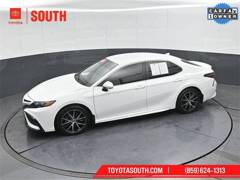 Used 2023 Toyota Camry SE image 46