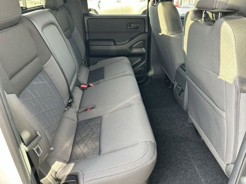 New 2026 Nissan Frontier SV w/ SV Convenience Package image 11