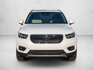 Used 2022 Volvo XC40 T4 Inscription w/ Advanced Package video 2