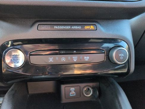 Certified 2023 Ford Escape ST-Line Select w/ Tech Pack #1 AWD/4WD image 43
