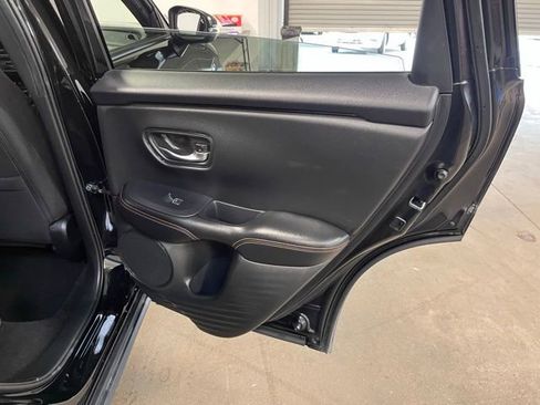 Used 2025 Honda HR-V Sport image 15