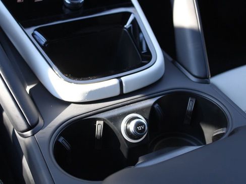 New 2026 Porsche Cayenne image 30